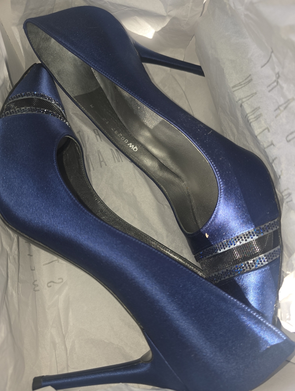 NEW Stuart Weitzman Heels In Box